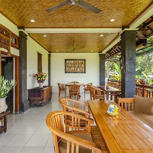 Hotel Kama Bisma **